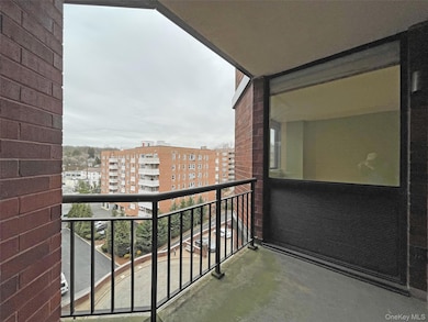 The Classic unit 6O, Hartsdale, NY 10530 - photo 6