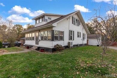 605 Albert St, Cape Girardeau, MO 63703 - photo 2