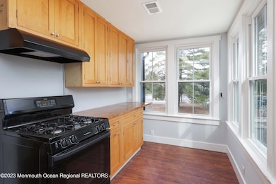 13 Memorial Pkwy, Atlantic Highlands, NJ 07716 - photo 6