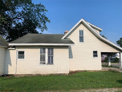 402 E Marion St, Converse, IN 46919 - photo 5