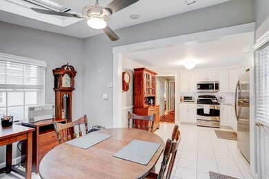 182 Perham St, West Roxbury, MA 02132 - photo 6