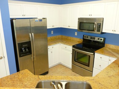 7 Kitchen1