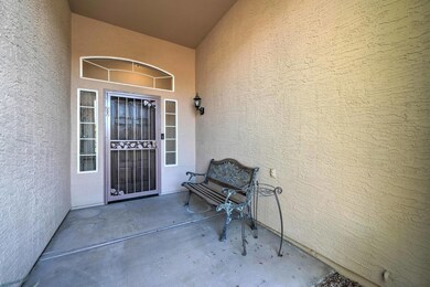 2529 E Lockwood St-5