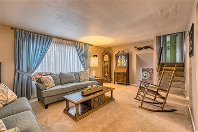 216 Roxbury Dr, Greensburg, PA 15601 - photo 7