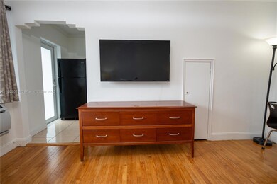 7445 Harding Ave unit 213, Miami Beach, FL 33141 - photo 4