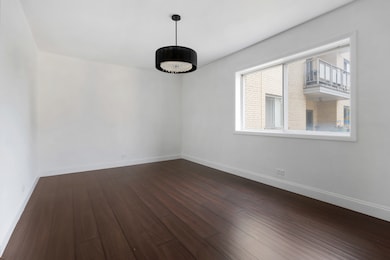 5251 Galitz St unit 311, Skokie, IL 60077 - photo 3