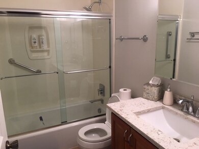 2029 Ammer Ridge Ct unit 201, Glenview, IL 60025 - photo 5