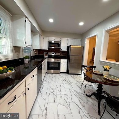 unlisted-address, Springfield, VA 22152 - photo 6