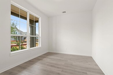 2818PeachValleyRoadMIDLR015
