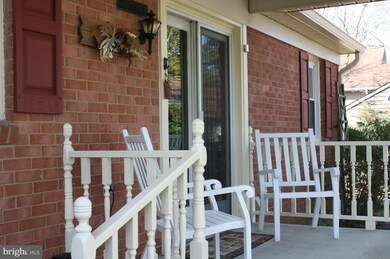 18781 McKays Beach Rd, Leonardtown, MD 20650 - photo 2