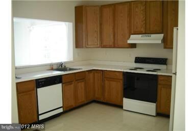 6331 Gray Sea Way, Columbia, MD 21045 - photo 3