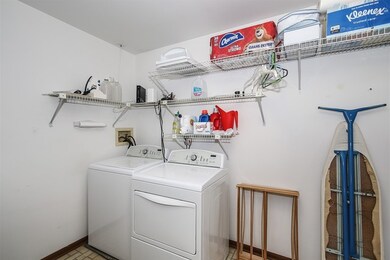 1519 Harbour Ct unit 2B, Schaumburg, IL 60193 - photo 4