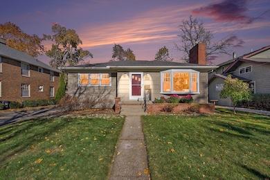 1215 Brooklyn Ave, Ann Arbor, MI 48104 - photo 2