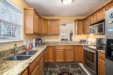127 Eastman Ct unit 68, Marshall, MI 49068 - photo 7