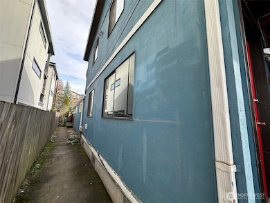 4745 Delridge Way SW, Seattle, WA 98106 - photo 3