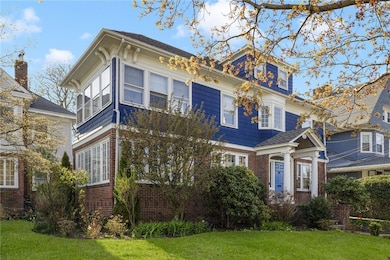 1305 Narragansett Blvd, Cranston, RI 02905 - photo 3