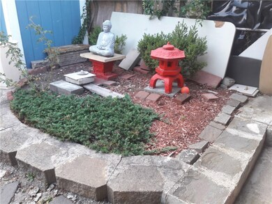 124 Dawson St, Pawtucket, RI 02861 - photo 2