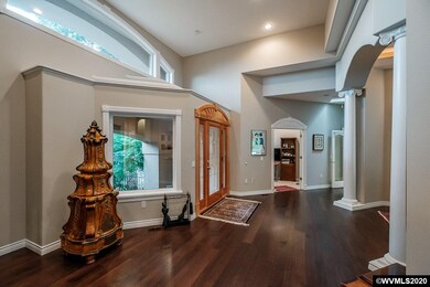 877 Hazeltine Ave SE, Salem, OR 97306 - photo 2