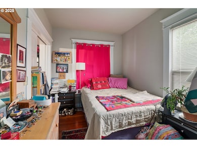 7521 N Gloucester Ave, Portland, OR 97203 - photo 6