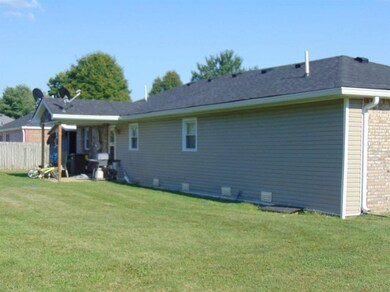 375 Palomino Dr, Harrodsburg, KY 40330 - photo 4