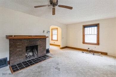 1131 23rd St, Des Moines, IA 50311 - photo 4