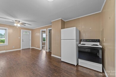 1718 Arlington Ave, Statesville, NC 28677 - photo 7