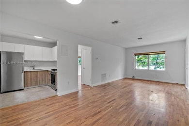 411 Santander Ave unit 1, Coral Gables, FL 33134 - photo 7