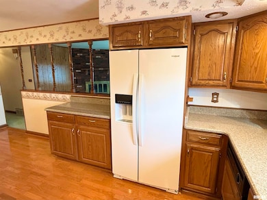 3611 N Avalon Place, Peoria, IL 61604 - photo 6