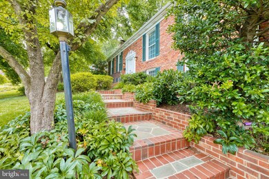 2429 Lexington Rd, Falls Church, VA 22043 - photo 6