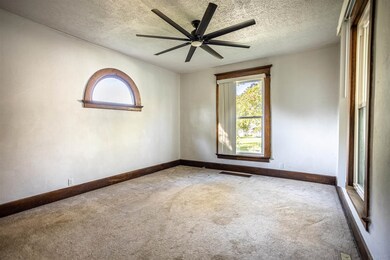 512 S Proud St, Muncie, IN 47305 - photo 6