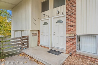 410 S Revena Blvd, Ann Arbor, MI 48103 - photo 3