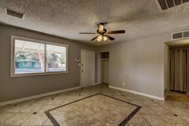 2219 N 47th Ln, Phoenix, AZ 85035 - photo 6