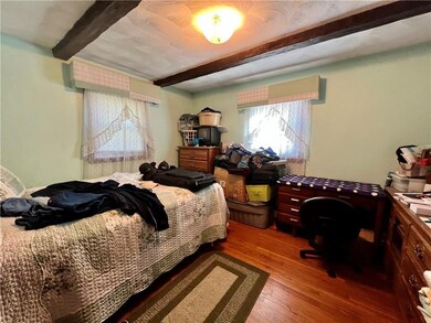 33 Claremont St, Central Falls, RI 02863 - photo 5