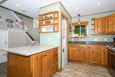 3 Franklin Heights, Rochester, NH 03867 - photo 5