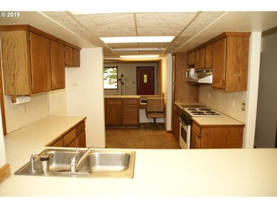 Kitchen/Living Room