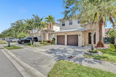 10413 NW 70th Ln, Doral, FL 33178 - photo 2