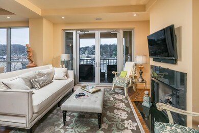 4_Cherokee_Blvd_326_010