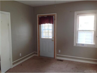 390 Oliver St, North Tonawanda, NY 14120 - photo 3