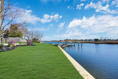 85 Pinewood Rd, Toms River, NJ 08753 - photo 5