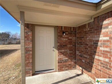 1015 Hawk Trail unit A, Copperas Cove, TX 76522 - photo 2