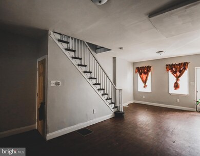 924 S 4th St, Camden, NJ 08103 - photo 5