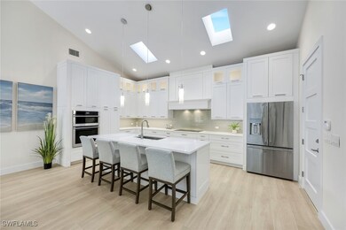 2100 Curtis St, Naples, FL 34112 - photo 5