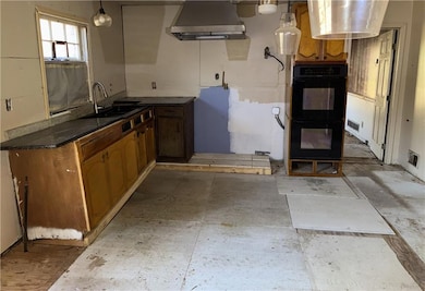 2492 Tucker Mill Rd SW, Conyers, GA 30094 - photo 5