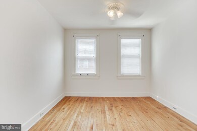 233 S Robinson St, Baltimore, MD 21224 - photo 4