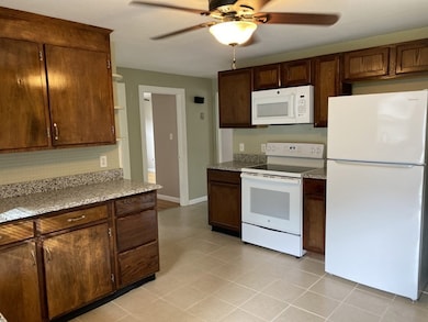 8A Parker St unit A, Billerica, MA 01821 - photo 3