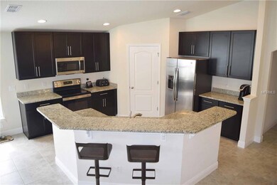 Large Open Kitchen, Granite Counter Tops, 42
