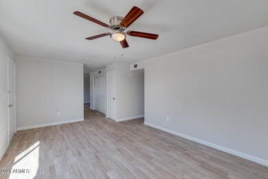 2027 N 55th Ave unit 9, Phoenix, AZ 85035 - photo 7