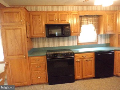 340 East Ave, Greencastle, PA 17225 - photo 7