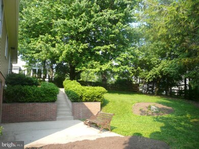 1730 Dauphin Ave, Reading, PA 19610 - photo 5