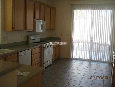 10216 Trailing Dalea Ave, Las Vegas, NV 89135 - photo 5